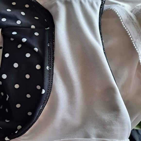 Talbots Miraclesuit One Piece Swimsuit High Neck Mixed Dot Black & White Size 16 - Picture 11 of 15